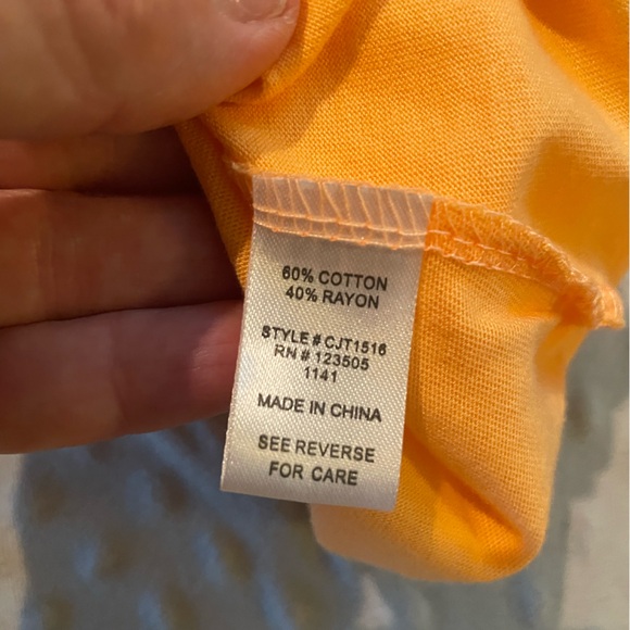 Culture Club size M V neck top. - Picture 6 of 6